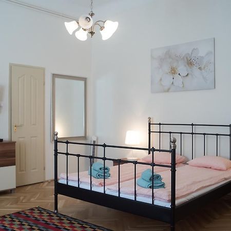 Friendly Home In The Center Budapest Exterior foto